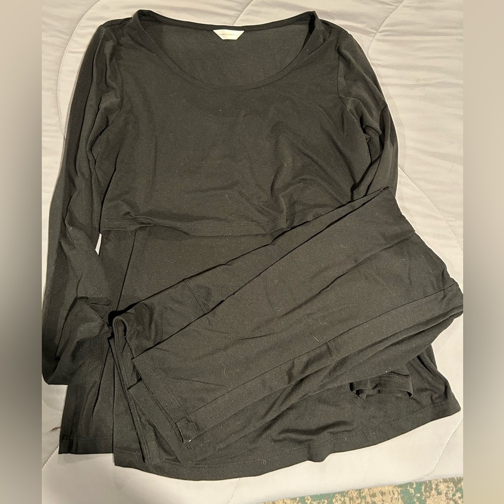 Kindred Bravely Black Pajama Set Soft Knit Sleepwear
